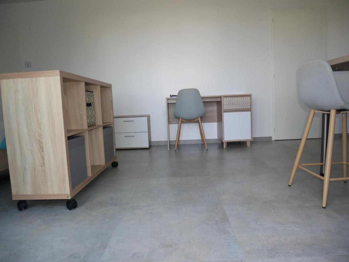 לה-רוש-סור-יון Studio Lumineux Avec Terrasse מראה חיצוני תמונה